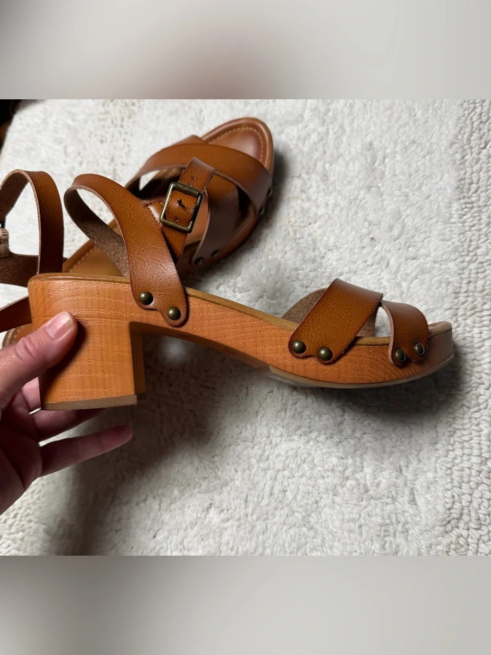 MIA “Jullia” Platform Clog Sandals